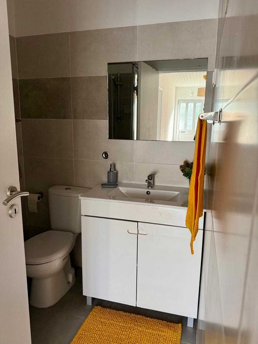 Apartamento mobilado e equipado com eletrodomésticos nos Moinhos da  Funcheira-Amadora