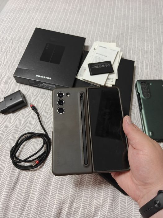 Samsung Fold 5 12gb / 512gb 2 сімки F946B / DS