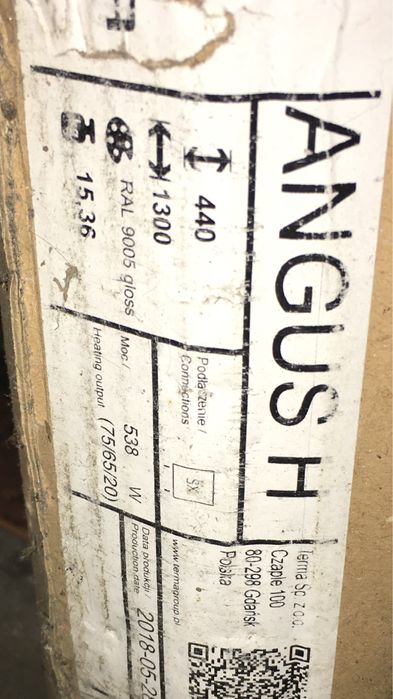 Grzejnik łazienkowy czarnyTerma ANGUS H poziomy