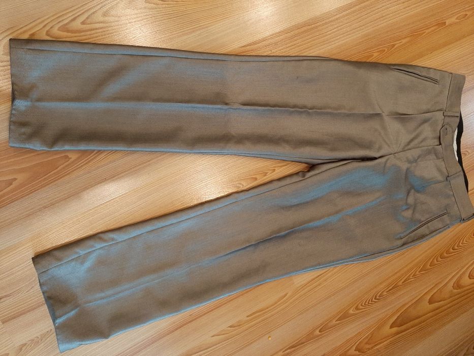 Garnitur wzrost 182cm beżowy błyszczący