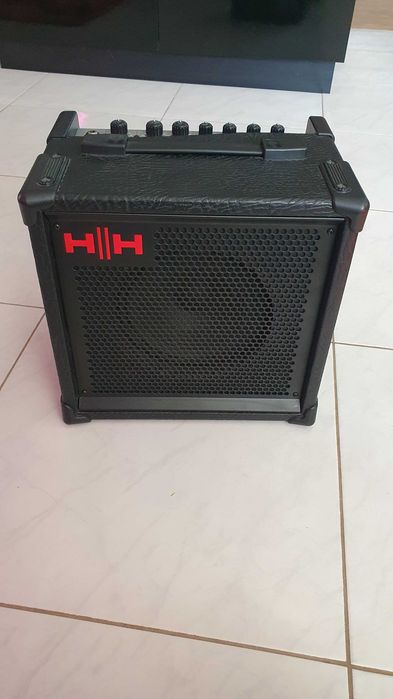 Комбінований підсилювач для єлектро гітари HH Snudio L 15