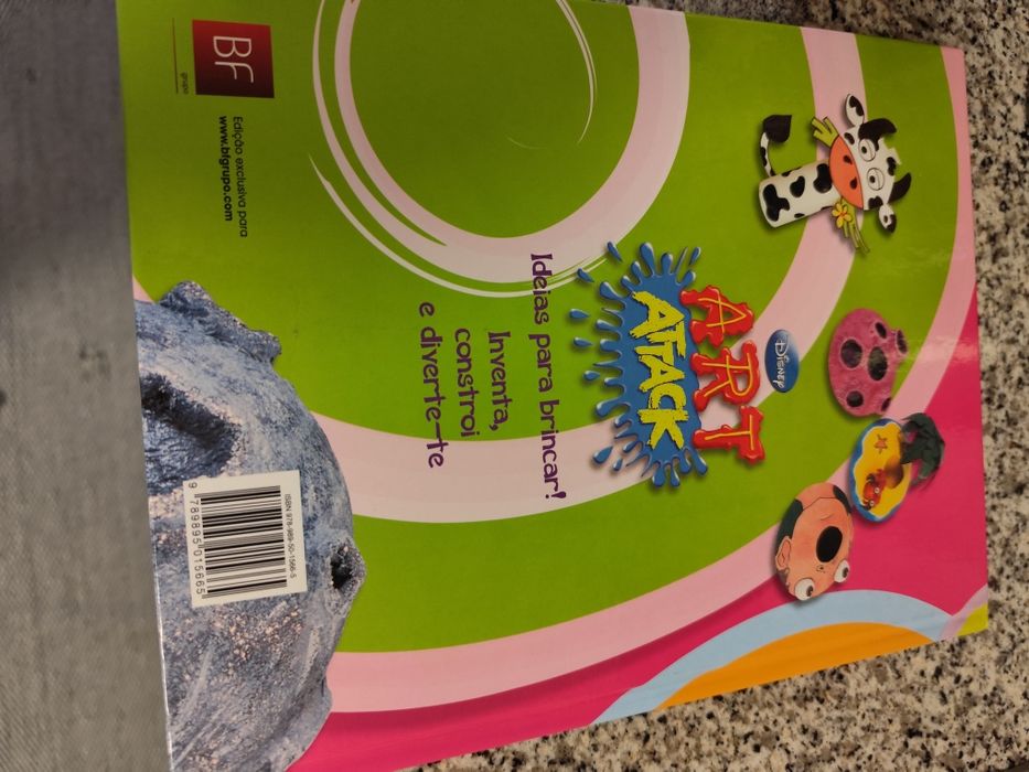 Livro Art Attack novo