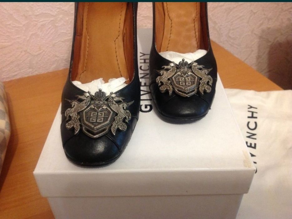Туфлі GIVENCHY, оригінал