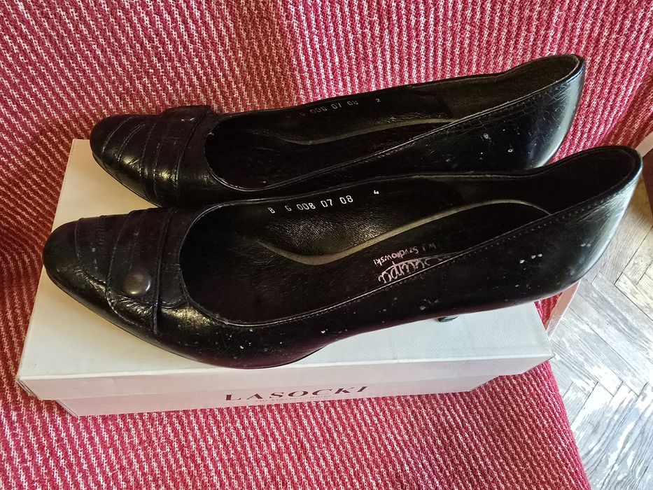 Buty obcasik niski