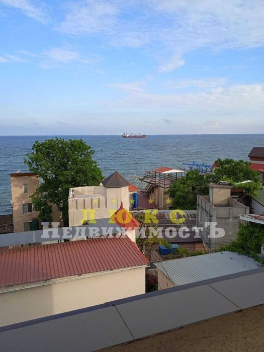 Продам 3 поверховий будинок в дачному кооперативі Румб, Совіньйон 4