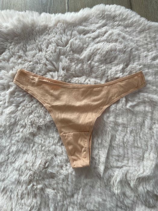 Primark 1x stringi S