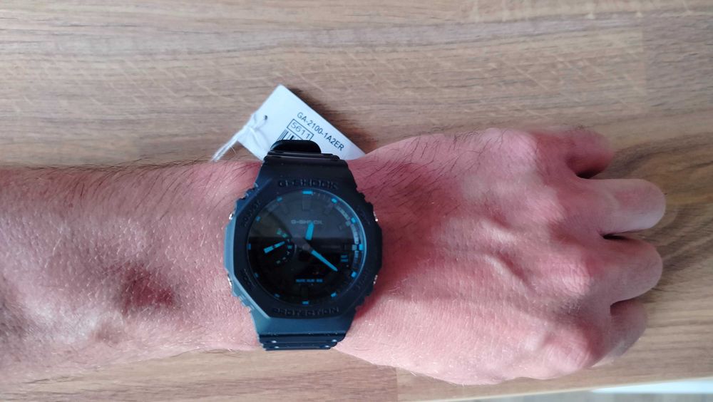 Zegarek męski Casio GA-2100-1A1ER NOWY