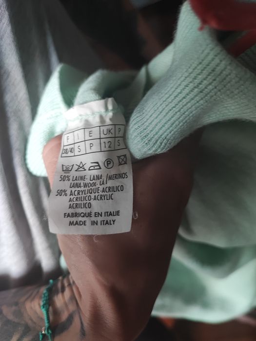 Sweterek włoski miętowy r. S stan igła mięciutki