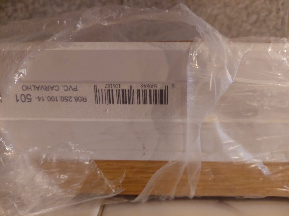 Rodapé PVC  Carvalho