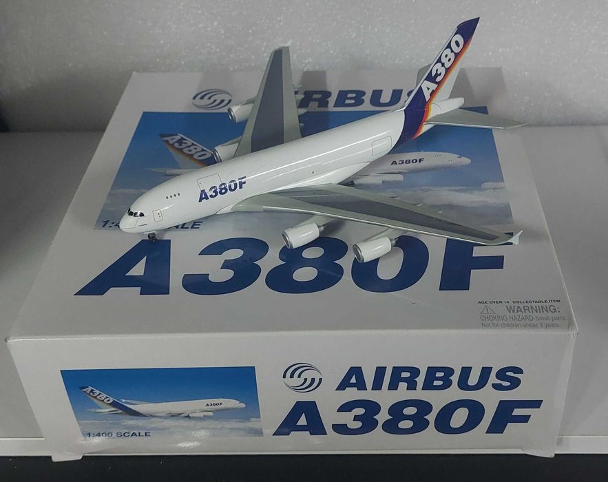 Avião Boeing Aviões Airbus escala 1/400 em Metal Varios Ver Fotos 22