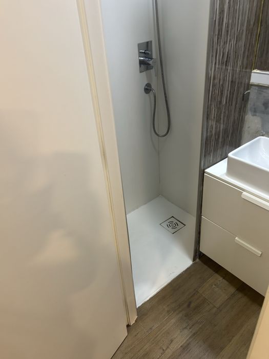 Alugo apartamento em Arroios para casal jovem tudo incliudo