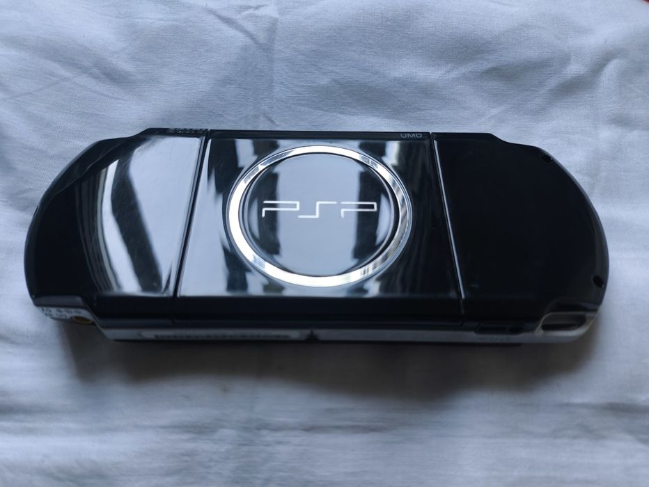 PlayStation Portable 3000 (PSP)