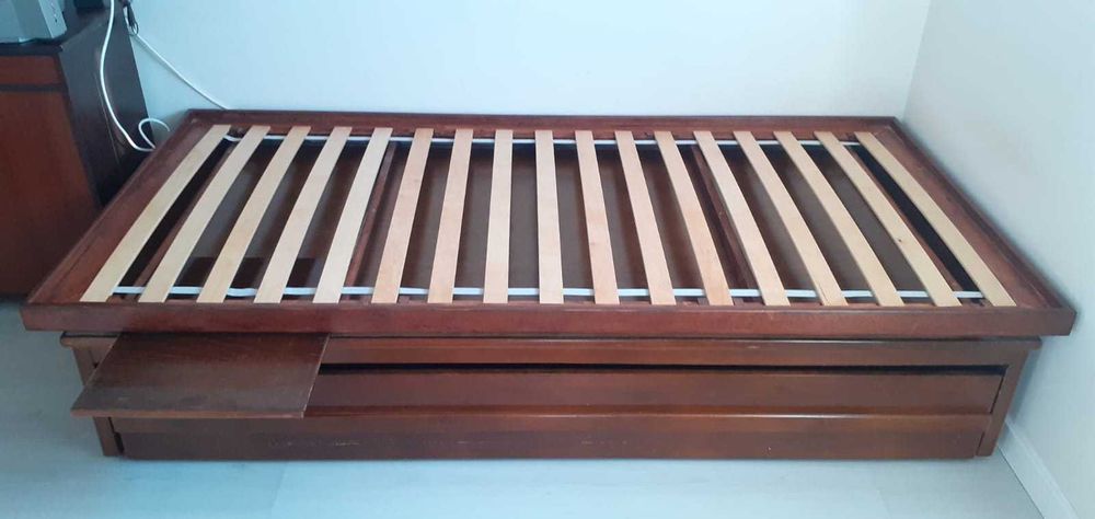 Cama pinho solteiro com gavetão (duas camas)