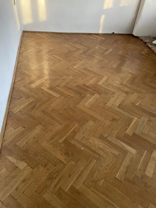 Parkiet dębowy,.