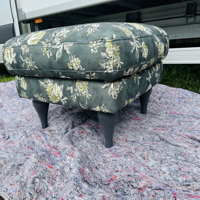 Puf pufa podnóżek Agata Meble nowy okazja zobacz !