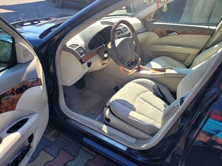 Mercedes E klasa W 211