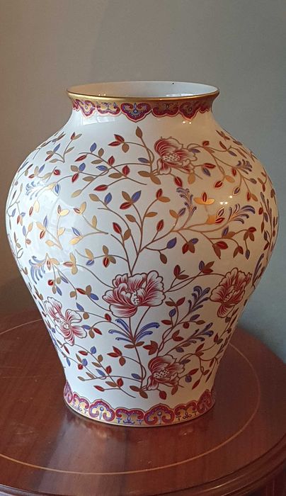 ANCAP porcelain vase, made in Italy, from Porcelain Gallery.