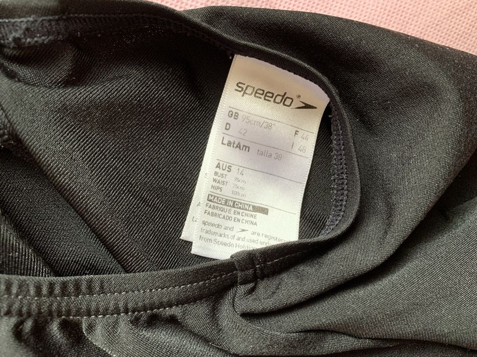 Купальник Speedo 46-48-50, бюст 95 см