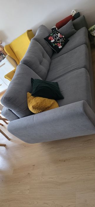 Sprzedam bardzo wygodną rozkladaną kanapę