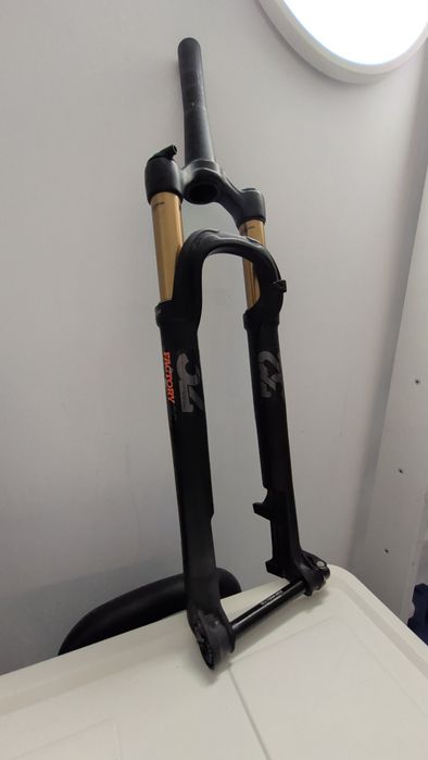 FOX 32 Step-Cast Factory 100mm