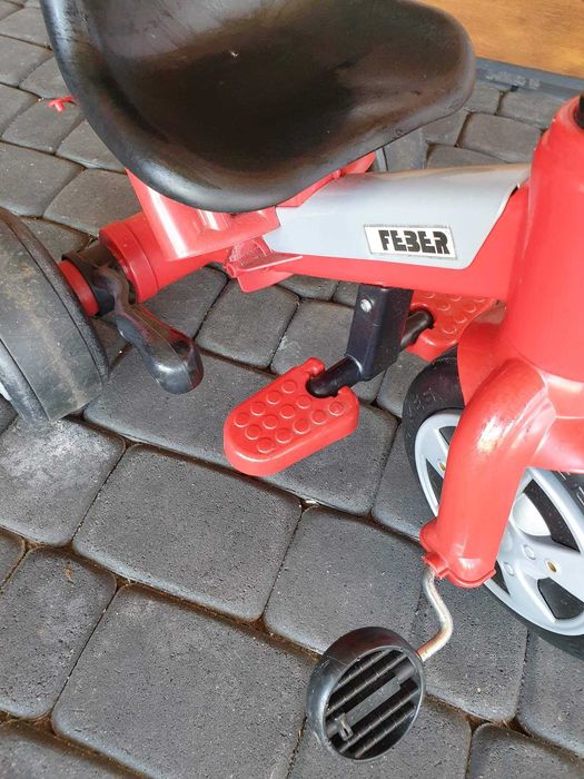 Rowerek Trójkołowiec pchacz jeździk Ferrari