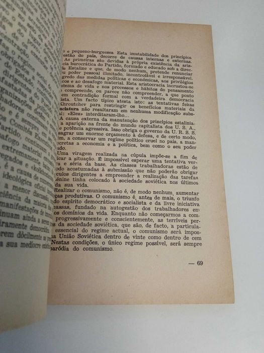 A Construção do Socialismo na União Soviética, de Evgueni Varga