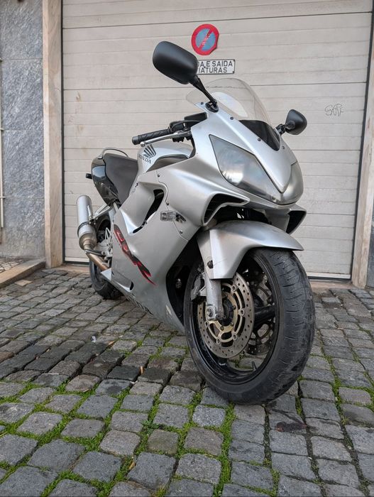 Honda CBR  600cc