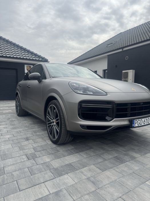 Porsche Cayanne Turbo  Ponad 700 Km