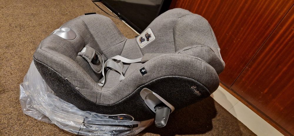 Cybex sirona T i-size + Base z rotativa 360°