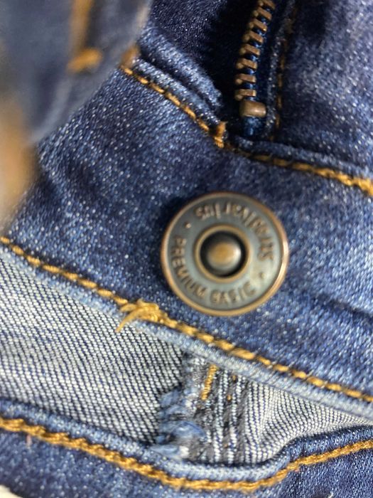 Jeans Skinny Stradivarius Efeito Desgastado