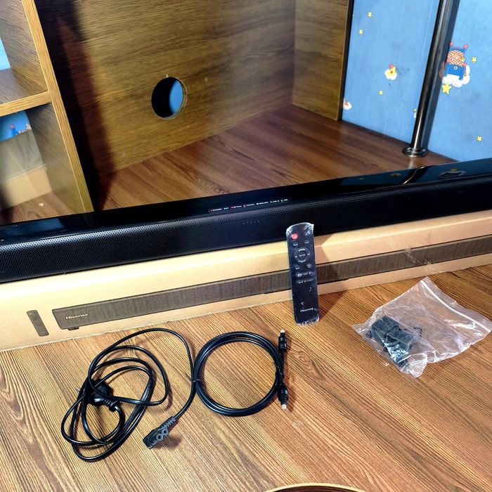 Саундбар Hisense HS205