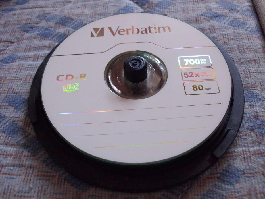 8 DVDs TDK virgens + 4 CDs Verbatim virgens