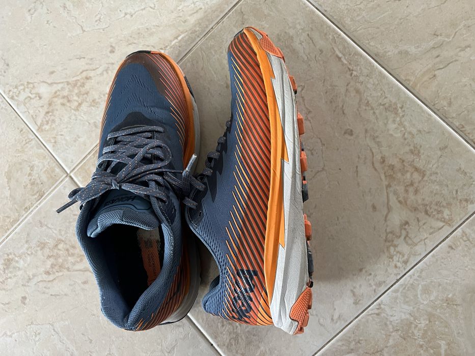 Tenis Hoka Torrent 2