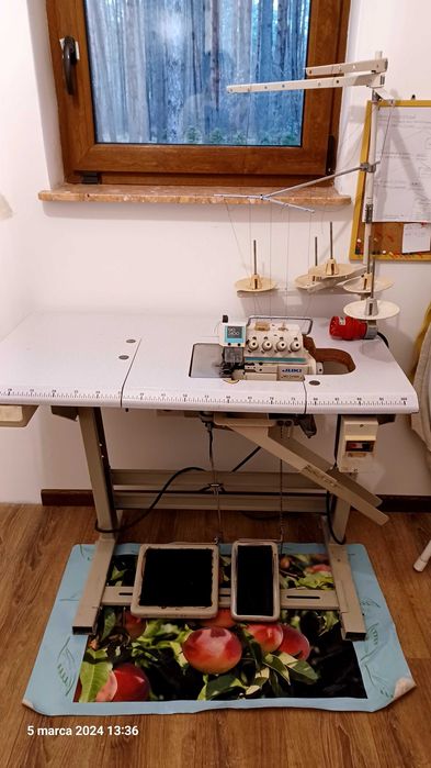 Owerlok 5 nitkowy Juka