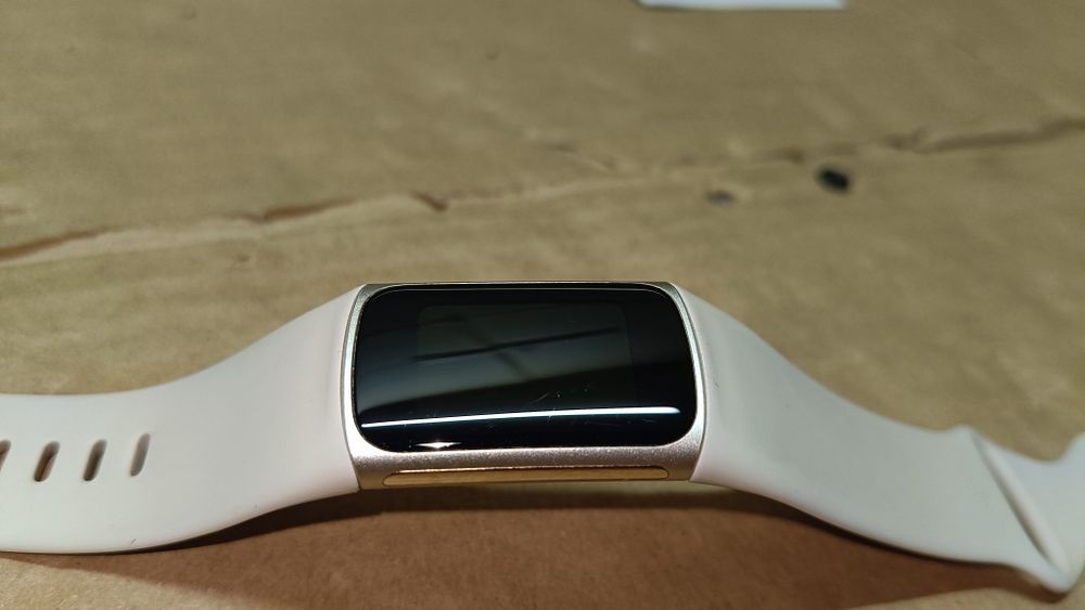 Fitbit Charge 5 Tracker aktywności fizycznej