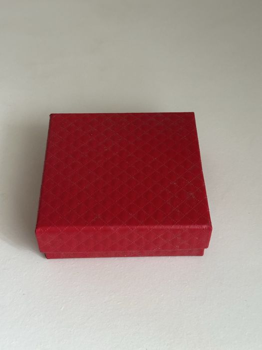 Caixa para jóia (bijuteria)