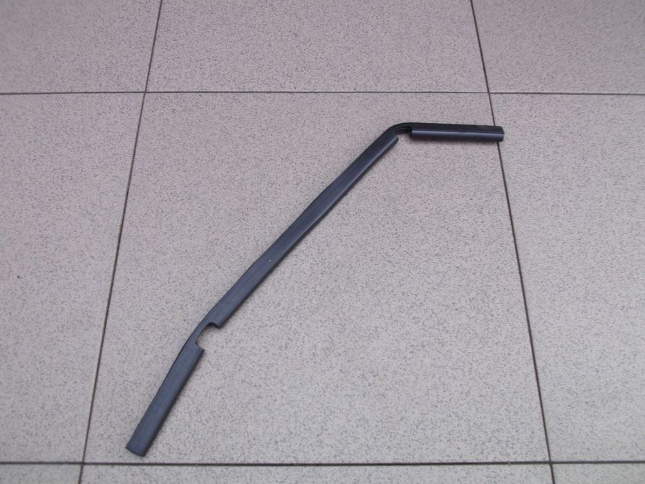 Уплотнитель двери посудомоечной машины Electrolux