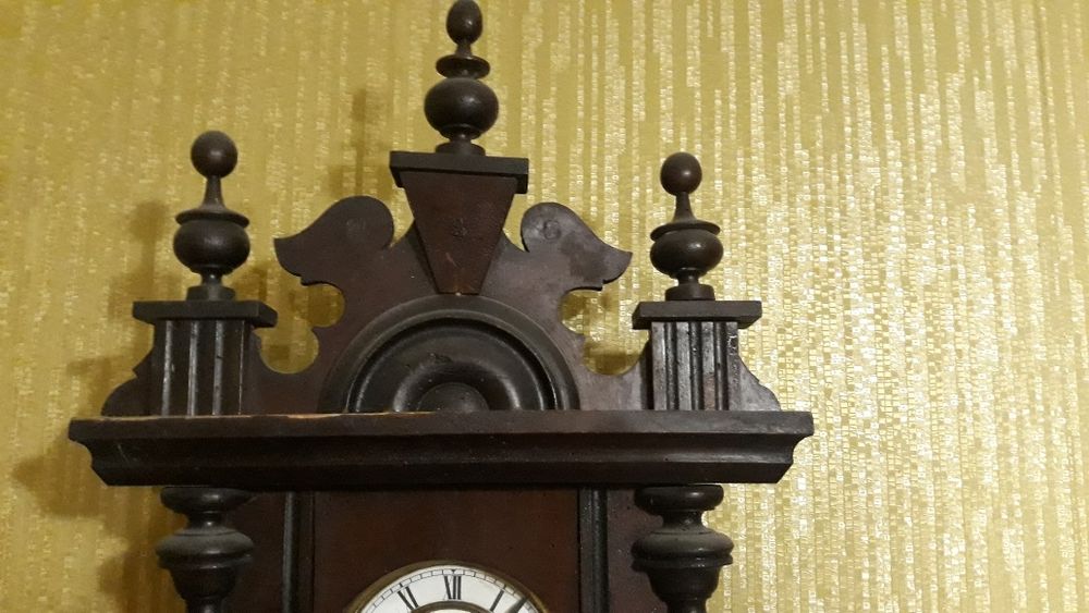 Продам старинные настенные часы Le Roi A Paris