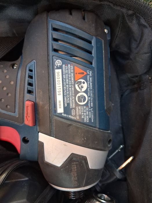 Шуруповерт Bosch 12v