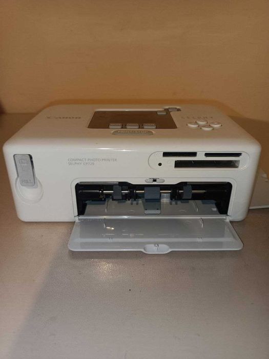 Компактний фотопринтер Canon Selphy CP720
