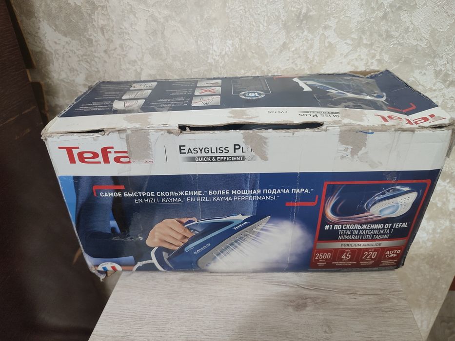Праска Tefal FV5735E0