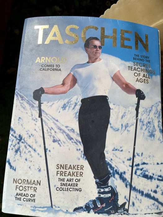 Revista / edição especial TASCHEN