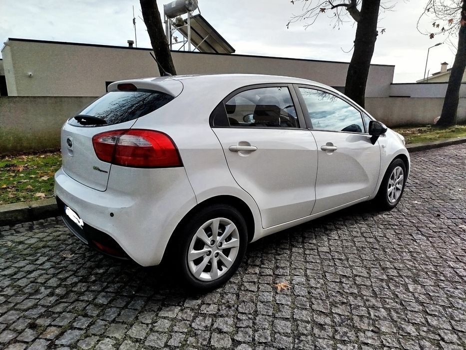 Rio 1.1 crdi 5 lugares ac troca