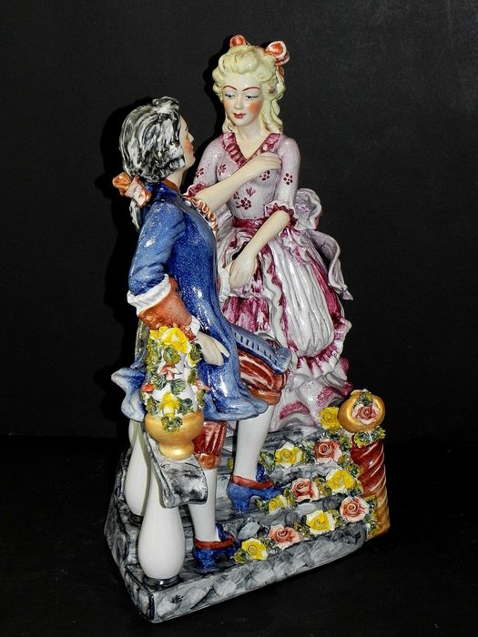 Roceram porcelana grupa figuralna "Romans", wysokość 41 cm