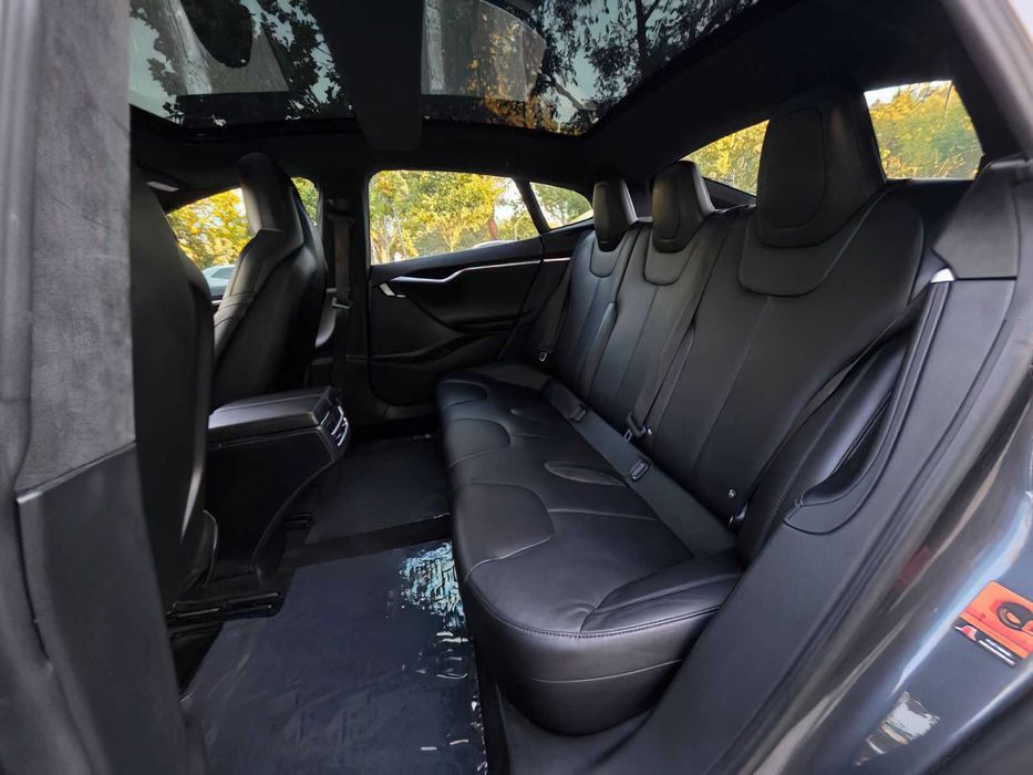 Tesla Model S 75D      2016