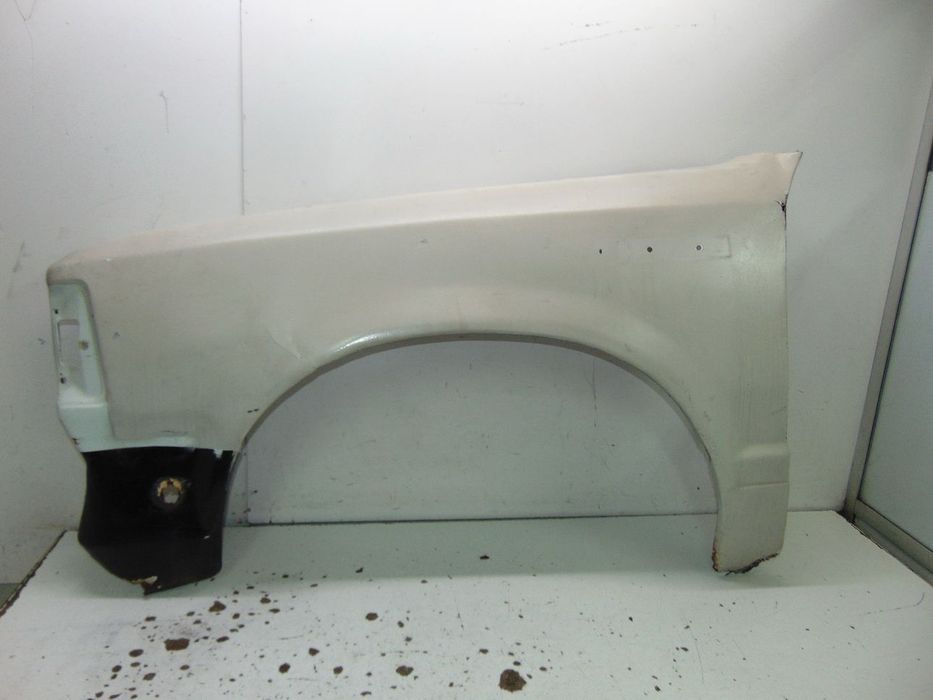 Nissan 720 guarda lamas