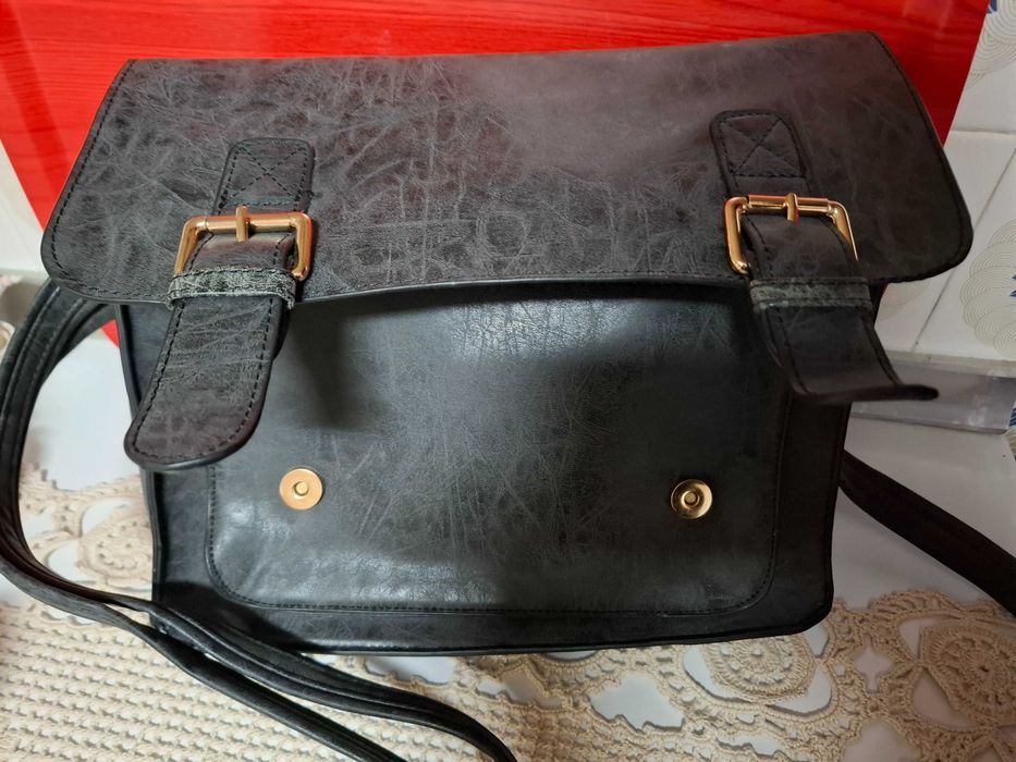 Mala tipo estudante NOVA tiracolo