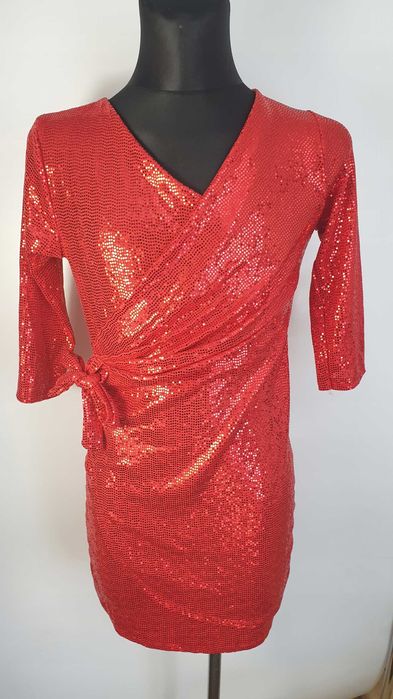 Elegancka Wizytowa Błyszcząca SUKIENKA w Cekiny rozmiar m/L czerwona