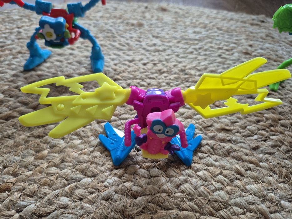 SuperThings Mutant Battle