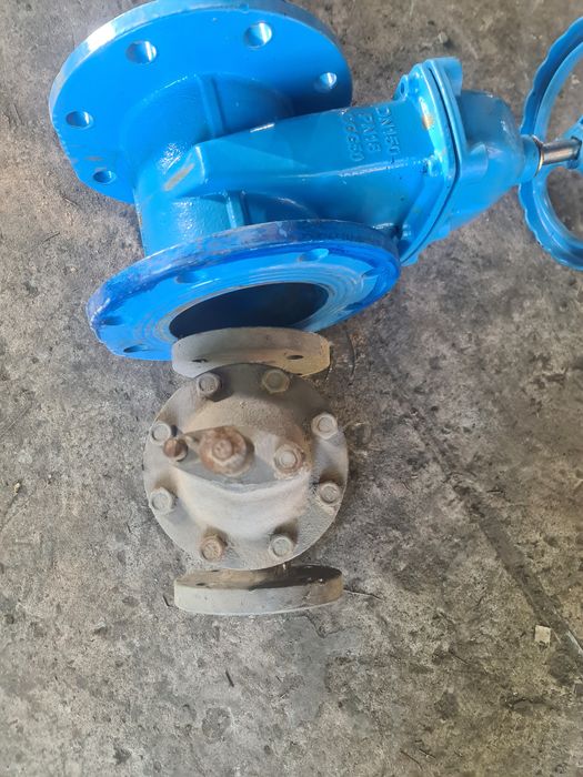 Задвіжка до води!